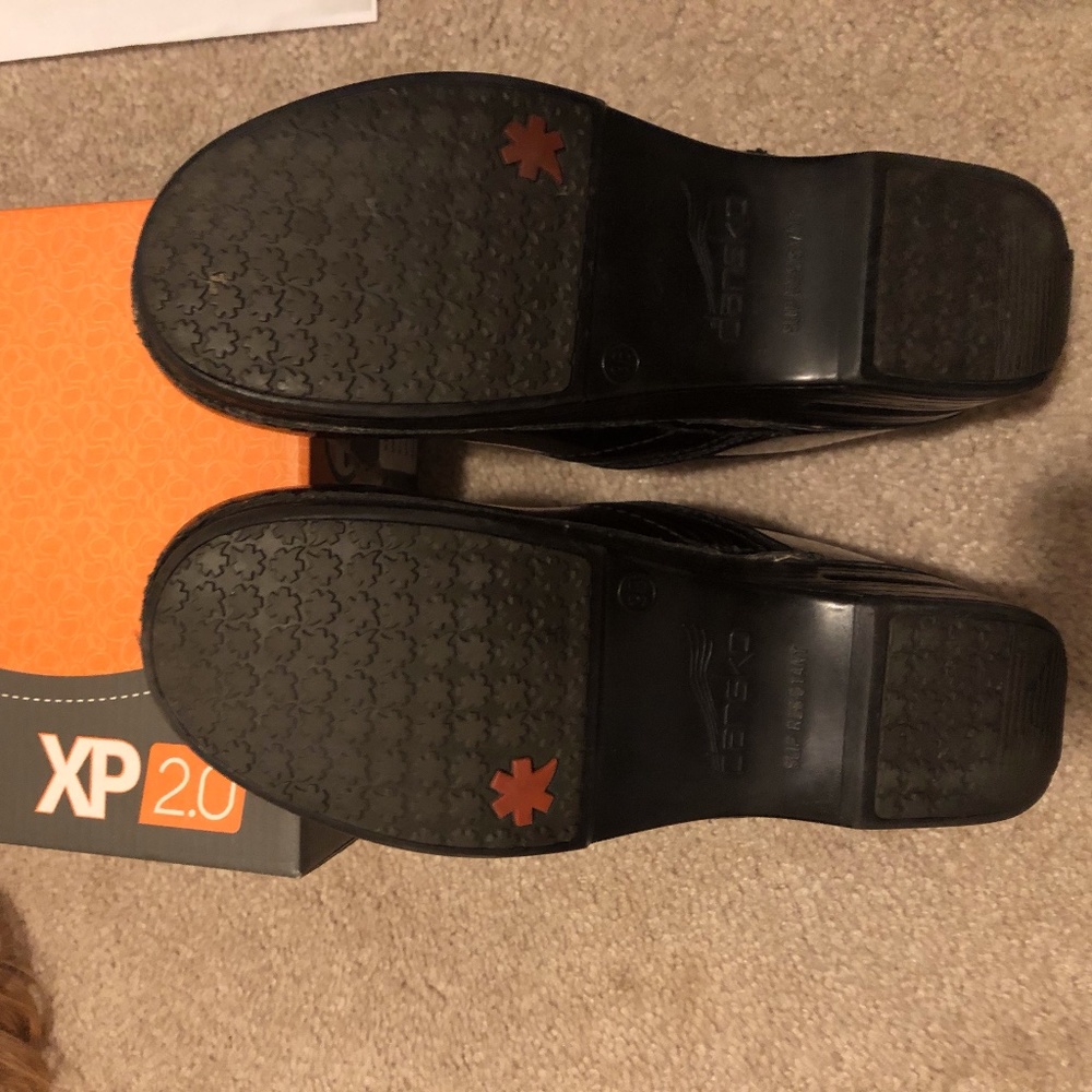 Dansko XP - Picture 3 of 3